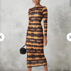 Petite orange tie dye crew neck midaxi dress